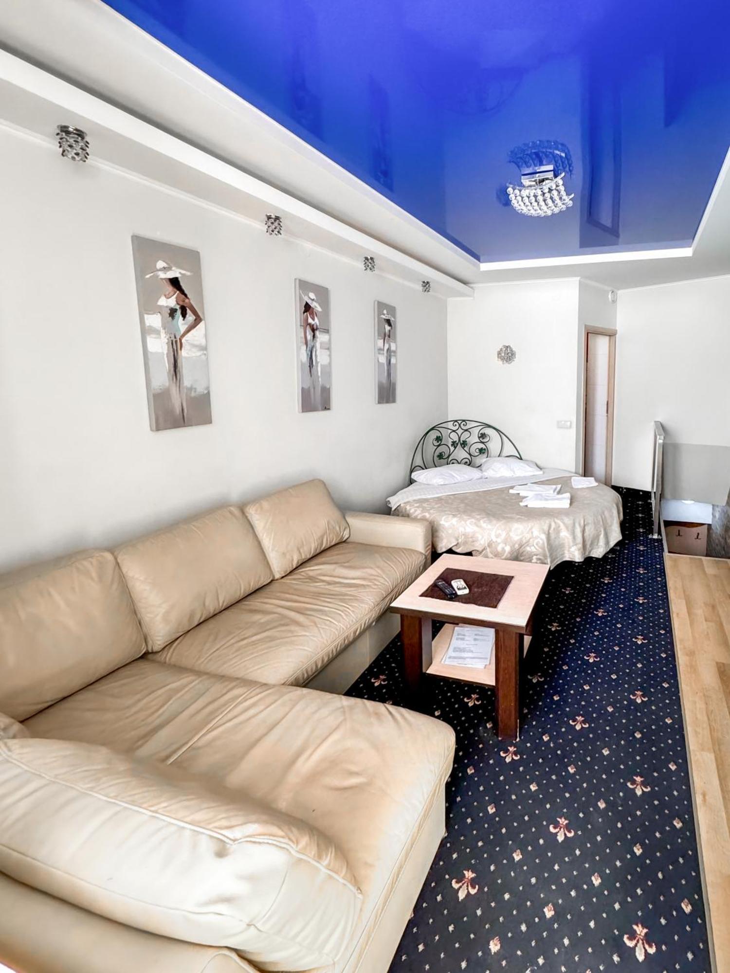 Apartments Deluxe Iwano-Frankiwsk Exterior foto